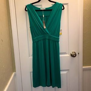 Sleeveless dress